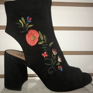 Ladies you open toed heels